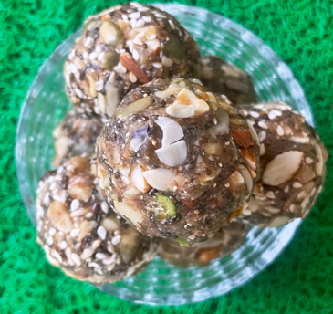 Dry Fruit Laddu (1kg)